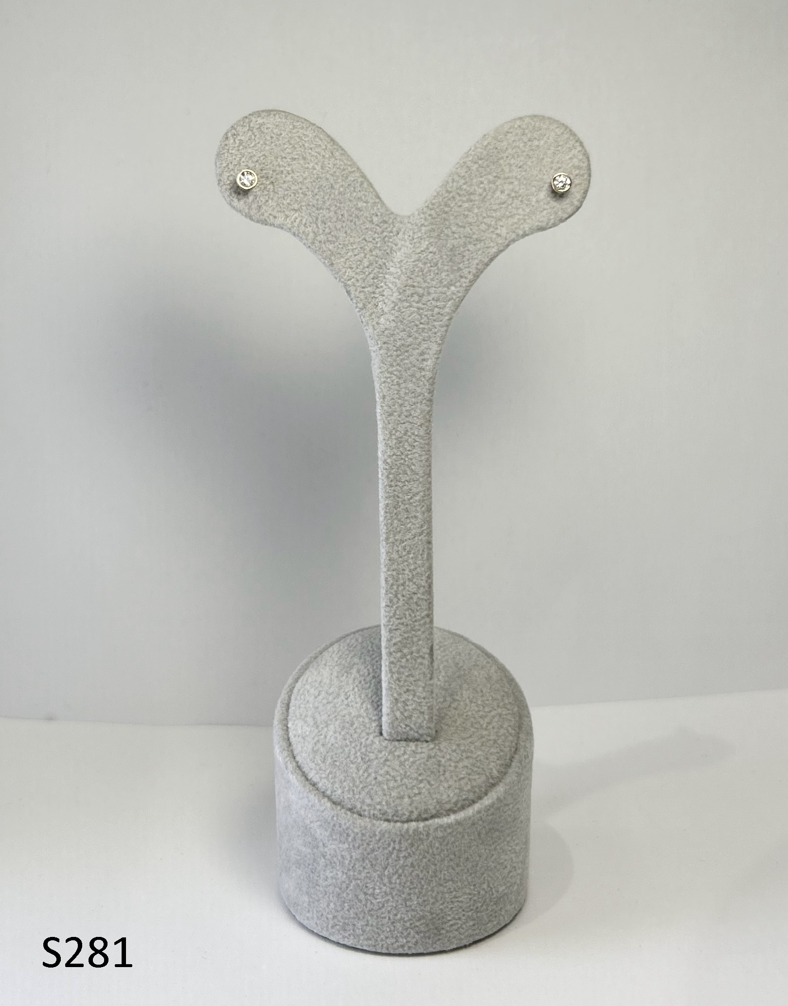 S281