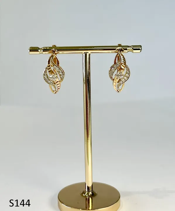 Серьги S144 из золота